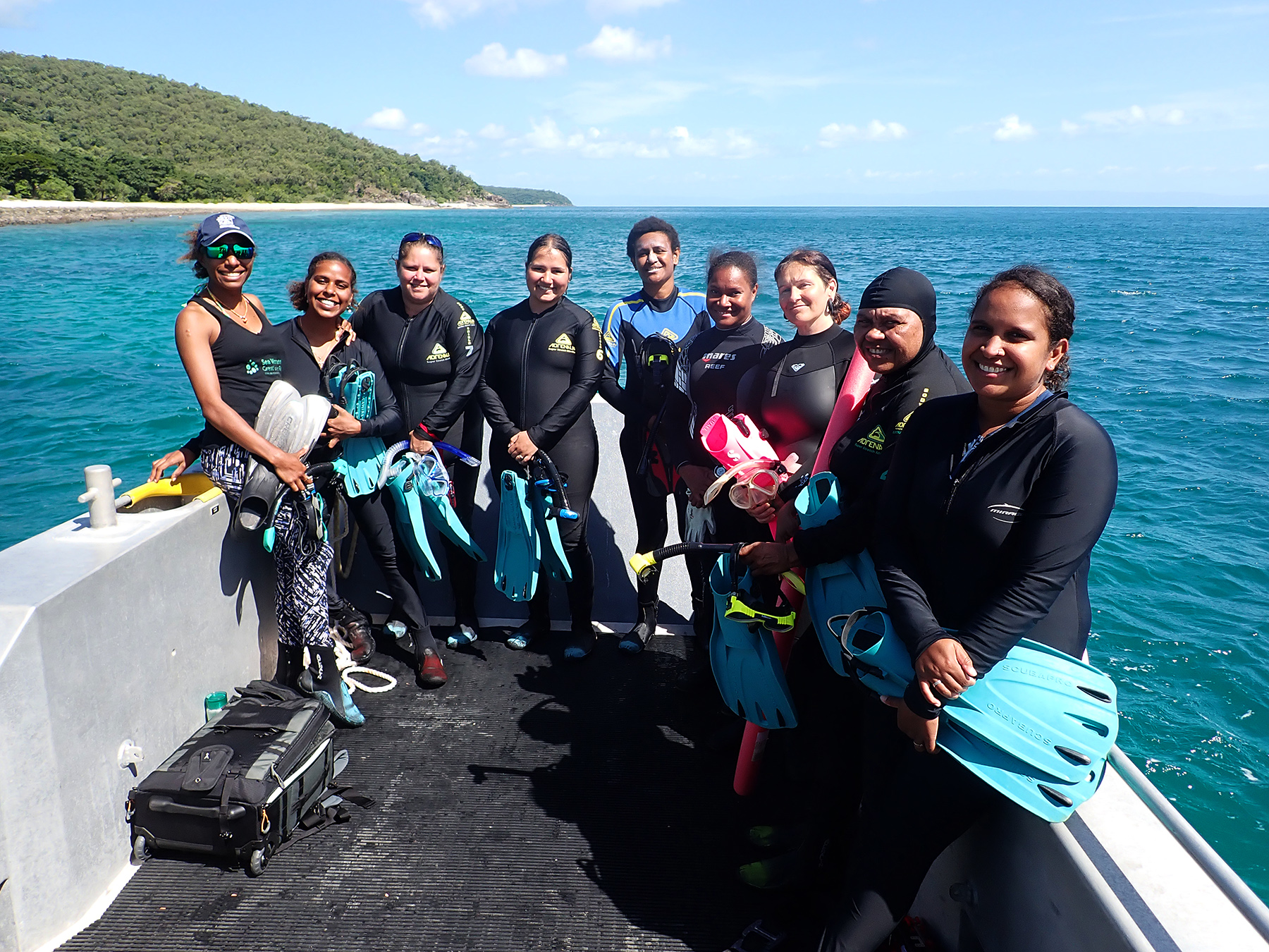 Protecting the Great Barrier Reef through Sea Women Programs